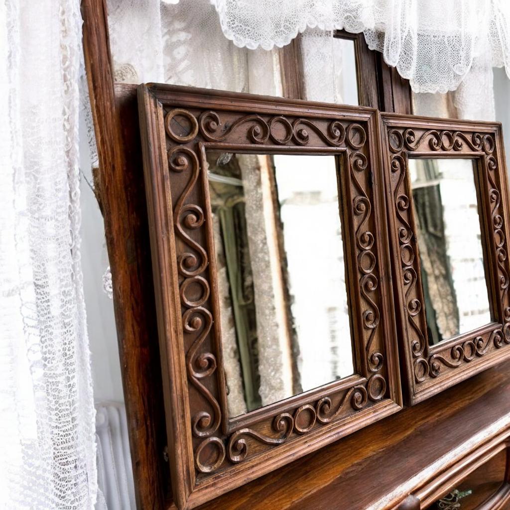 Ensemble de 2 miroirs vintage identiques en bois de style Ib, Antiquités & Art, Enlèvement ou Envoi