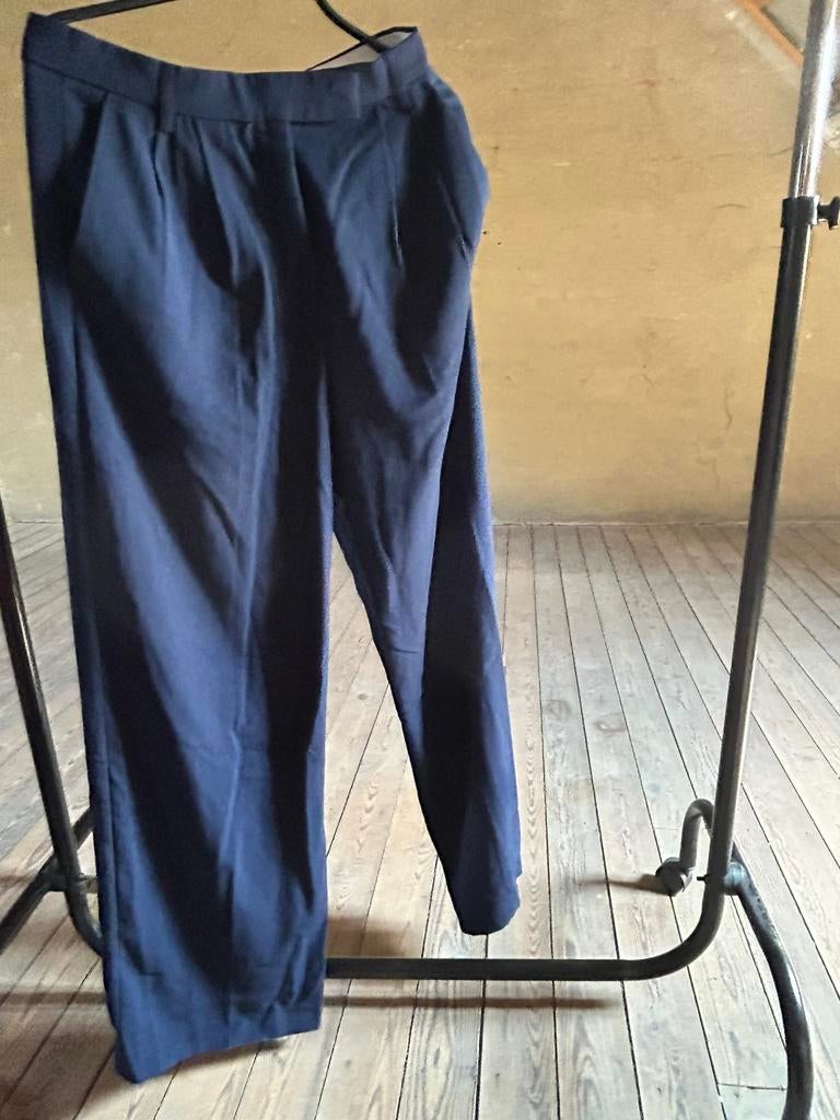 Broek Bershka maat 36, Enlèvement, Comme neuf