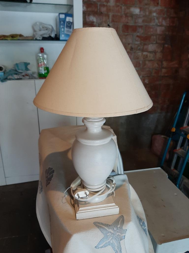 Mooie witte schemerlamp met écru lampekap, Ophalen, Gebruikt, Hout
