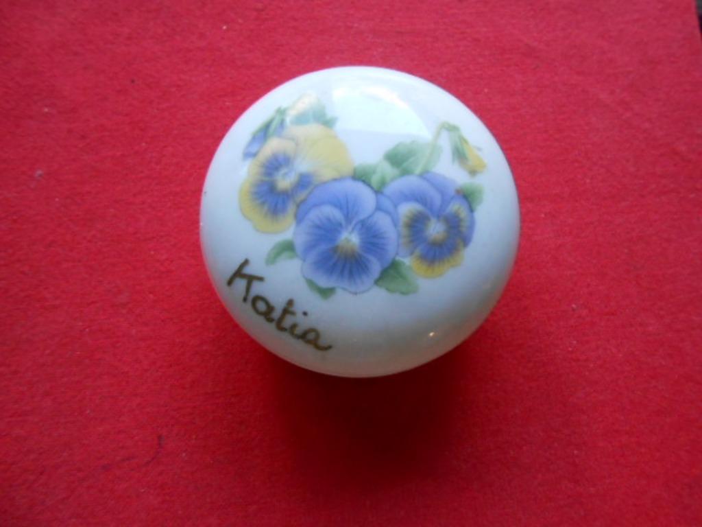 porselein potje Katia  Ø7cm en H4 cm, Ophalen of Verzenden, Zo goed als nieuw, Porselein