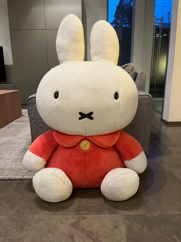 Nijntje knuffel 1m. Groot, Kinderen en Baby's, Nijntje, Ophalen, Zo goed als nieuw, Konijn