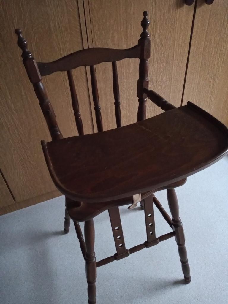 vinted kinderstoel, Kinderen en Baby's, Kinderkamer | Tafels en Stoelen, Ophalen, Gebruikt