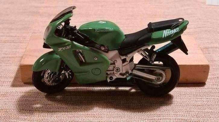 Speelgoedmoto 12cm, Kawasaki Ninja zx-12, Ophalen of Verzenden, Zo goed als nieuw
