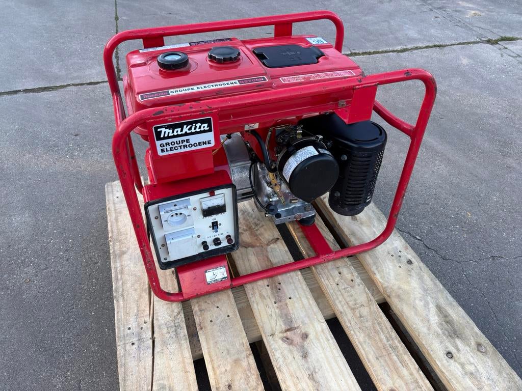 Nette makita stroomgroep generator aggregaat 220v benzine, Enlèvement