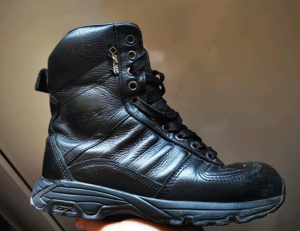 Crisp motor half hoge lederen  veterschoenen , goretex M38, Kinderen, Ophalen of Verzenden, Nieuw zonder kaartje, Crisp