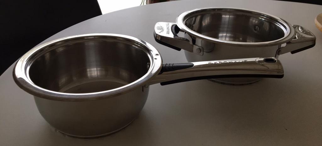 Berghaus : pot 14.5cm-steelpan 13cm:7.50€/stuk, Inox, Zo goed als nieuw, Keramische plaat, Ophalen