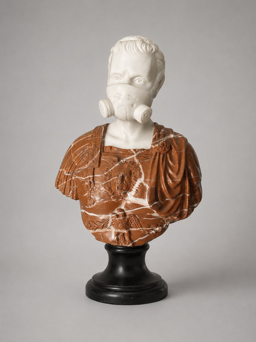 Leo caillard, Ophalen