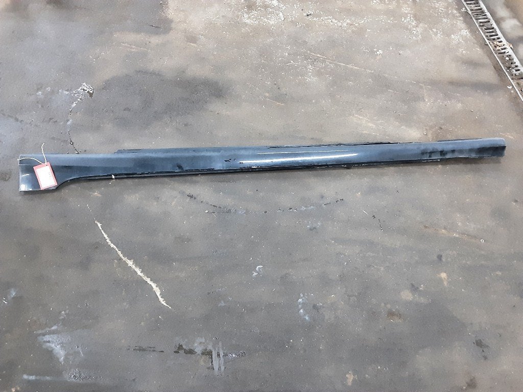 GARNITURE SEUIL DE PORTE Audi A6 Avant (C8) (01-2018/-), Mevr. I. Hauben, Audi, Utilisé, Rue de l'Espoir 34 34
4030  GRIVEGNÉE, BE