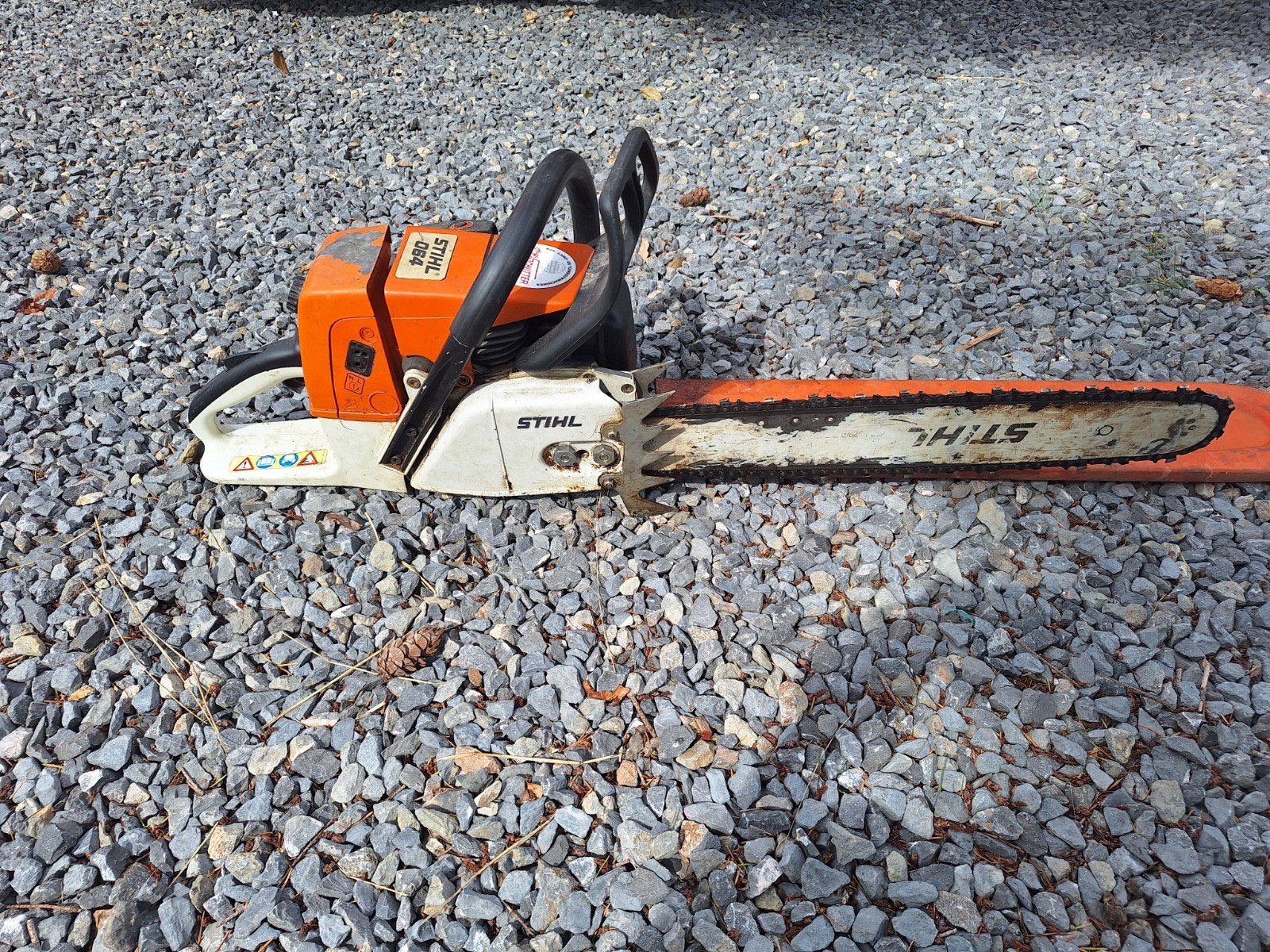 stihl 064 kettingzaag, Ophalen