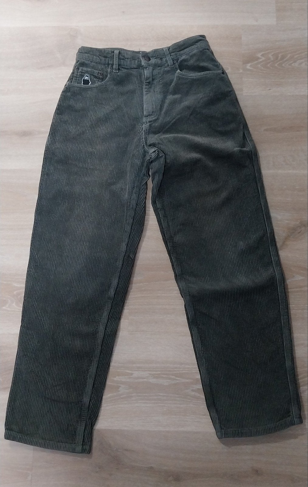 NNSNS Corduroy broek maat 24/28, Vêtements | Femmes, Jeans, Enlèvement ou Envoi