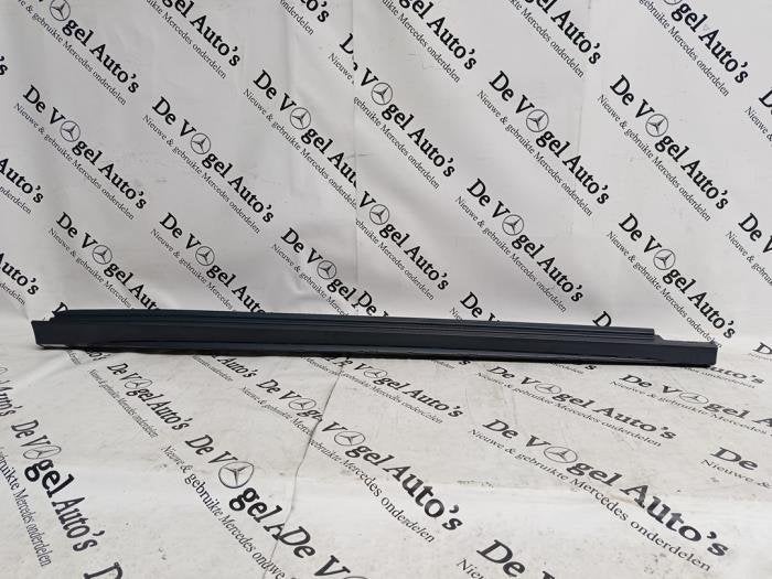 Marche-pied (list de couverture) droite d'un Mercedes A-Klas, Neuf, 3 mois de garantie, -, -