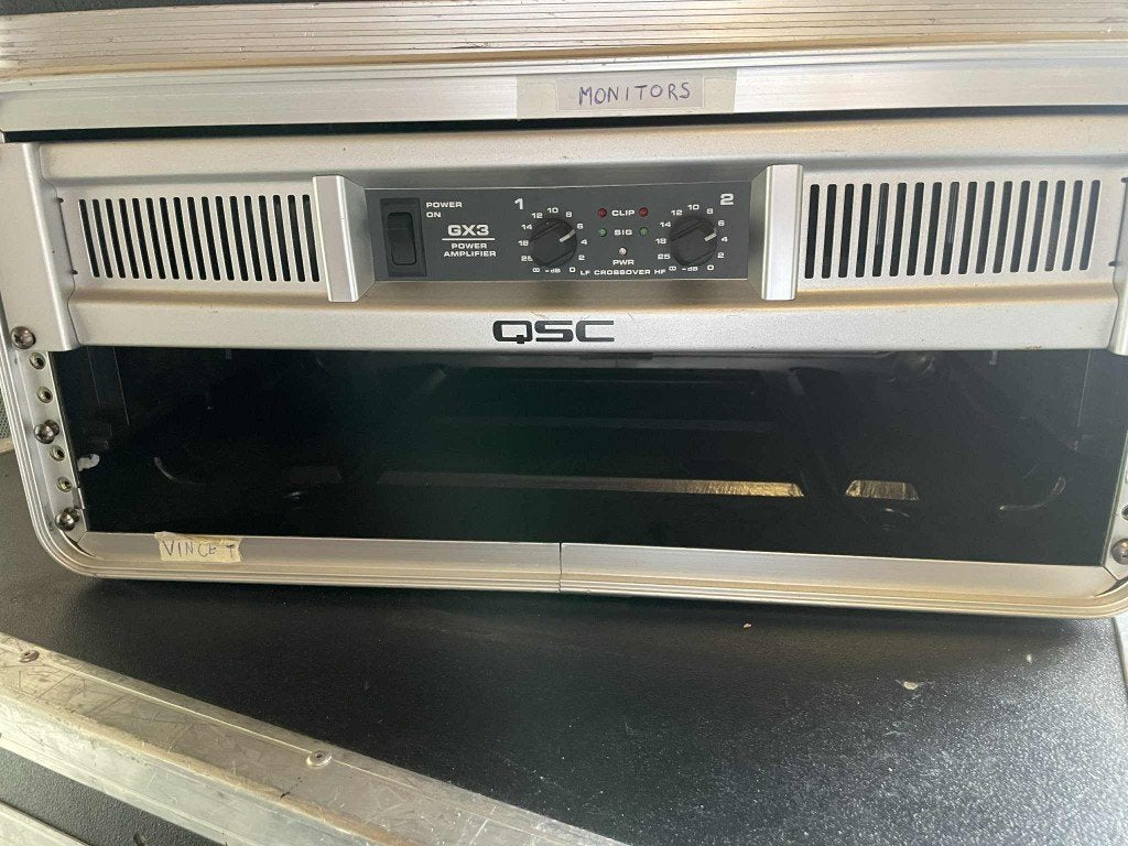 QSC GX3  versterker, Musique & Instruments, Enlèvement, Comme neuf, 500 à 1000 watts