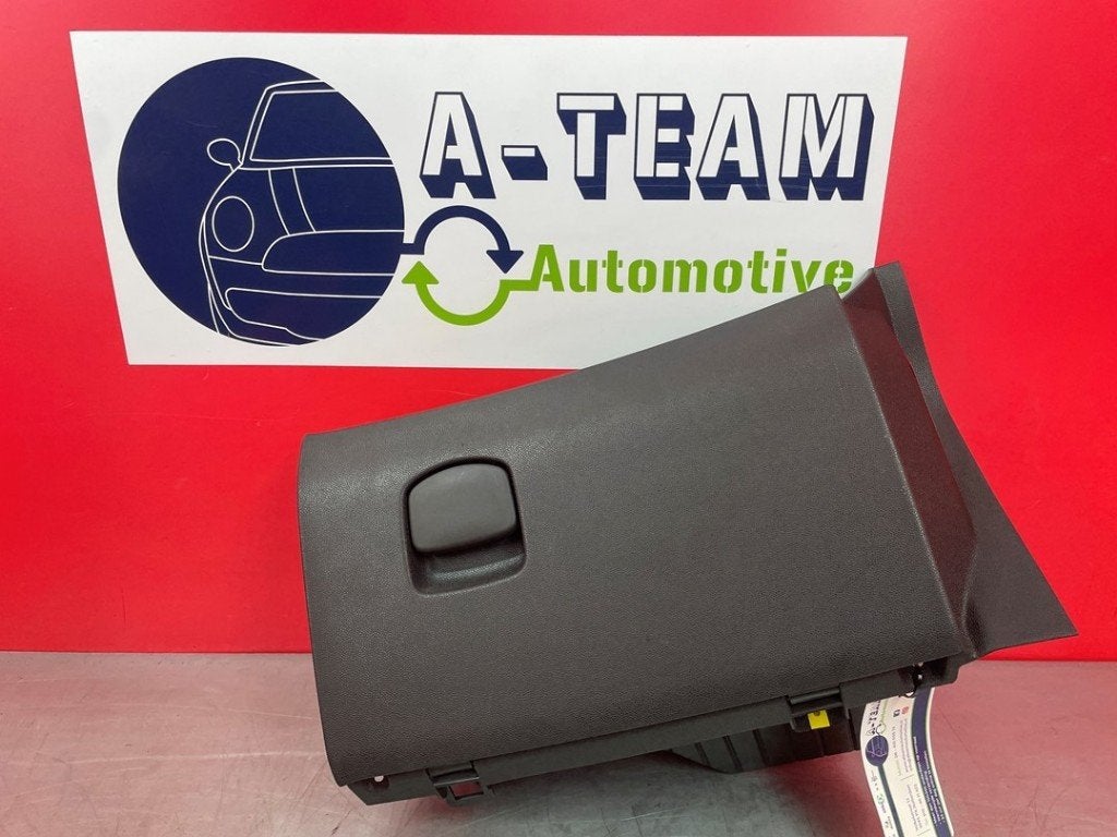 COMPARTIMENT A GANTS Opel Corsa D (|13205097|), Opel, Opel Automobile GmbH, Utilisé, Kontakt-opel@opel.com