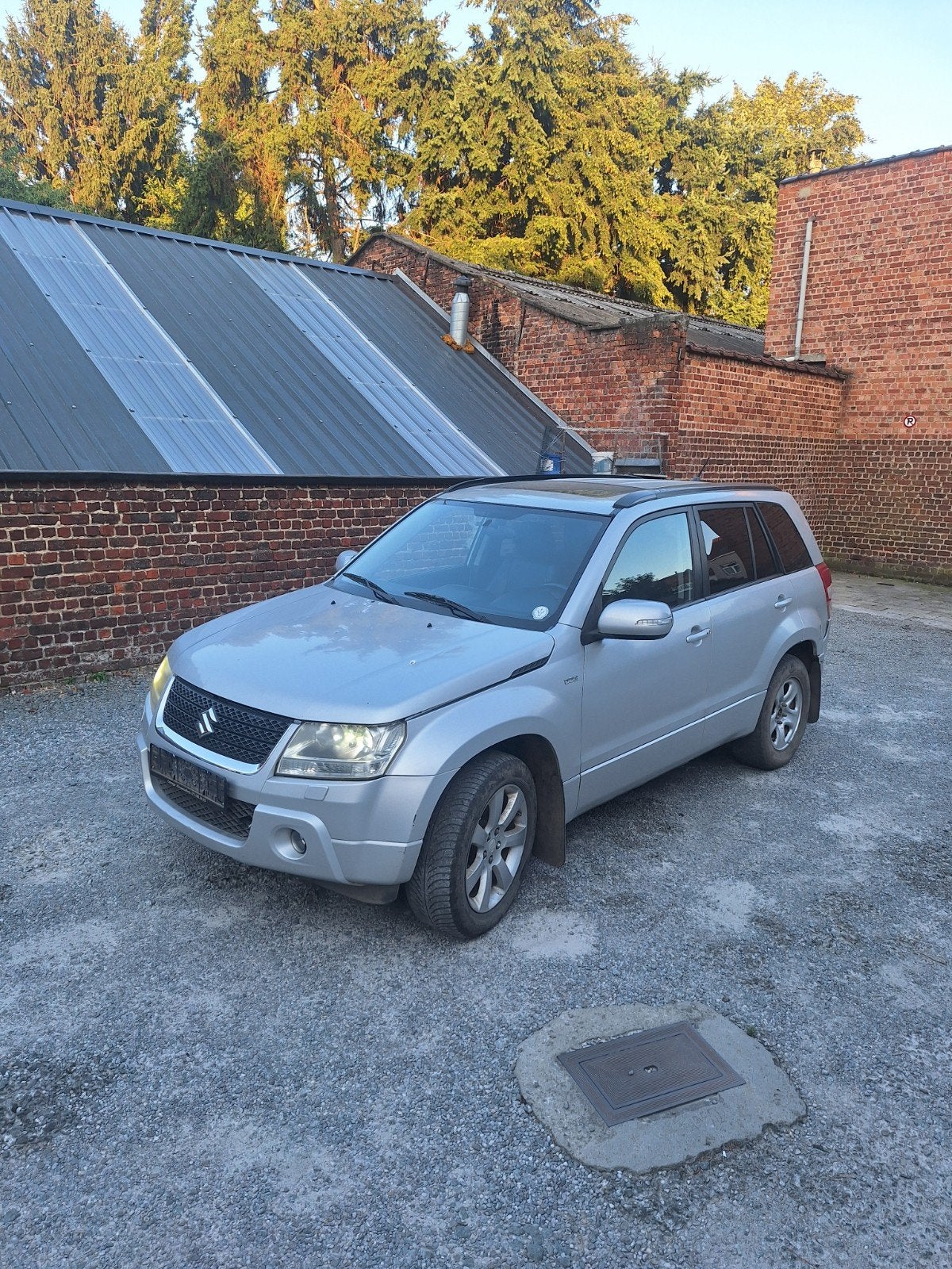 Suzuki Grand Vitara 1.9 Diesel 5 zitplaatsen 2010 EXPORT, Auto's, Suzuki, Monovolume, 1899 cc, Zwart, Grand Vitara