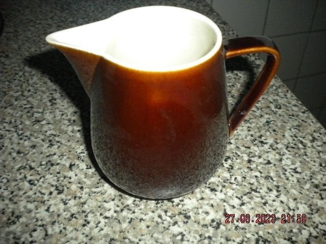 Melkkannetje, Enlèvement