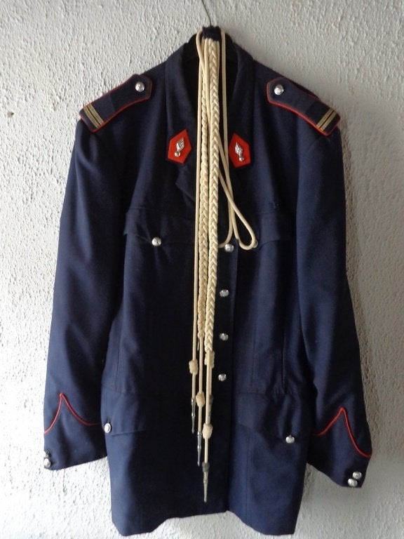 Veste uniforme  tenue gendarmerie belge et fourragères, Collections, Enlèvement ou Envoi, Gendarmerie, Vêtements ou Chaussures