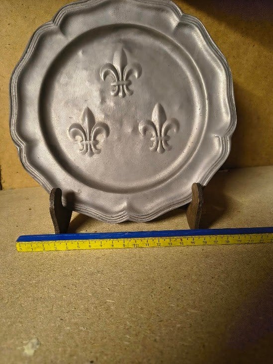 Decoratieve Metalen Schotel met Lelies – Vintage Stijl, Ophalen of Verzenden