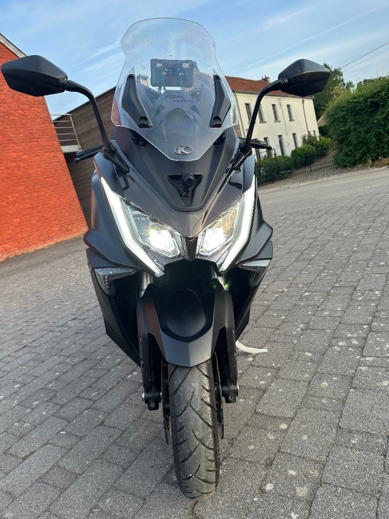 A vendre scooter Kymco AK 550, Vélos & Vélomoteurs, 550 cm³, Comme neuf, Enlèvement, Essence