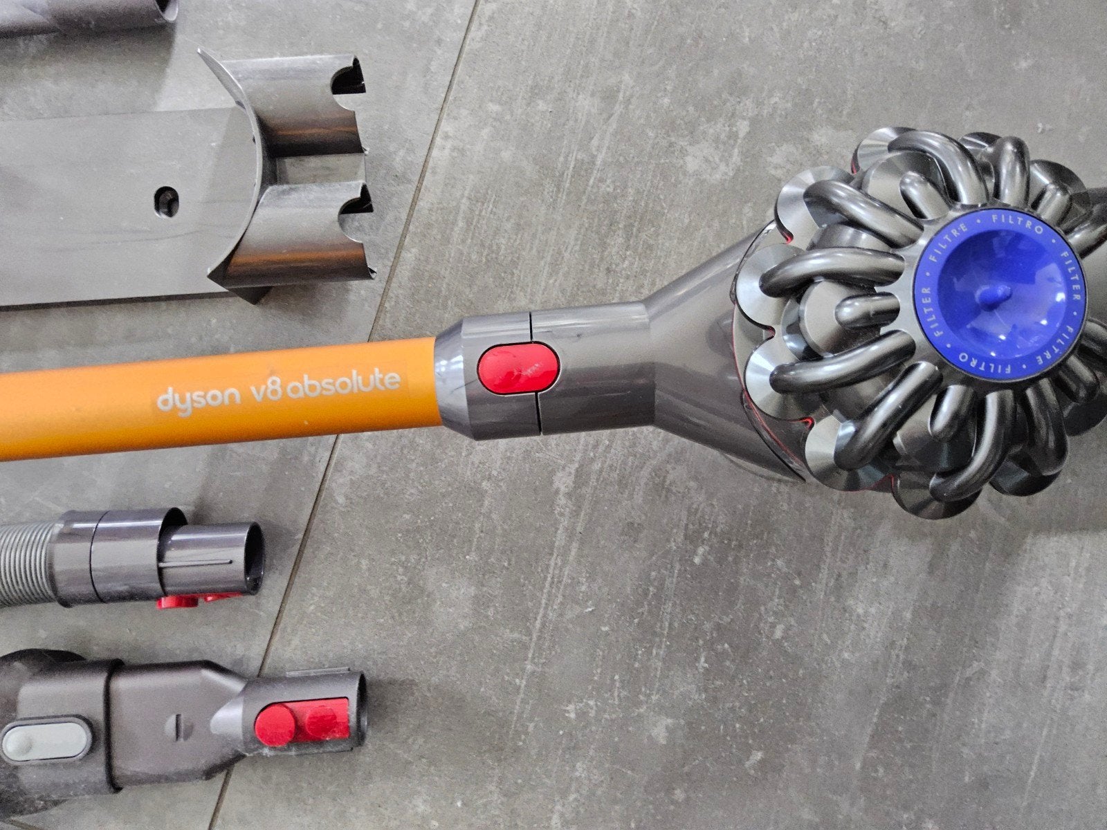 Oplaadbare steelstofzuiger Dyson V8 Absolute., Electroménager, Réservoir, Aspirateur balai, Enlèvement, Moins de 1 200 watts