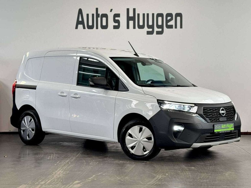 Nissan Townstar 1.3 N-Connecta 3 zitplaatsen! (bj 2023), Auto's, Gebruikt, 4 cilinders, Leder, Handgeschakeld