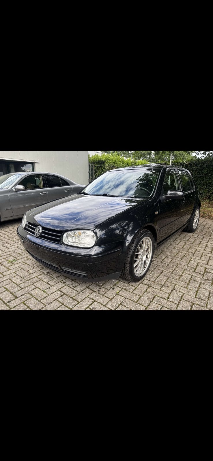 Vw golf 4 1.8 turbo (GTI), Auto's, Volkswagen, Voorwielaandrijving, Zwart, 5 deurs, Stof