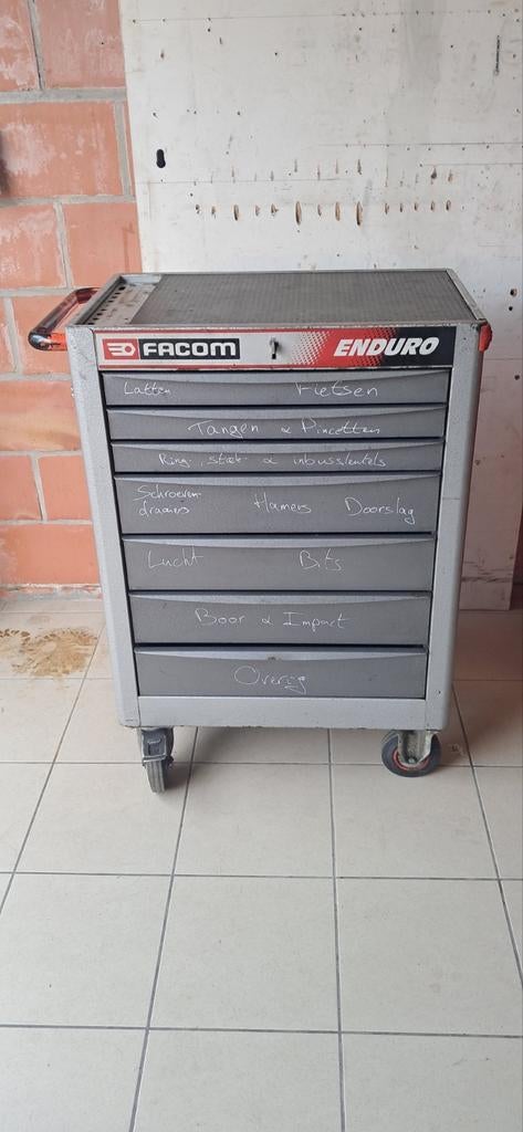 Facom Enduro 7-laden gereedschapskist, Ophalen