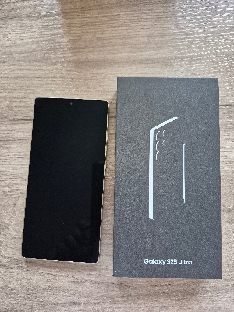 Samsung Galaxy S25 Ultra 256 Go, Télécoms, Autres modèles, 10 mégapixels ou plus, Enlèvement ou Envoi, Comme neuf