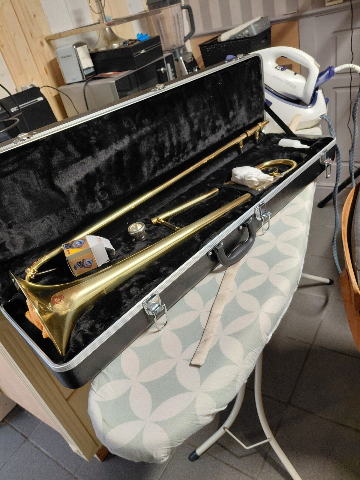 scherrystore trombone, Musique & Instruments, Instruments à vent | Trombones, Enlèvement, Avec valise