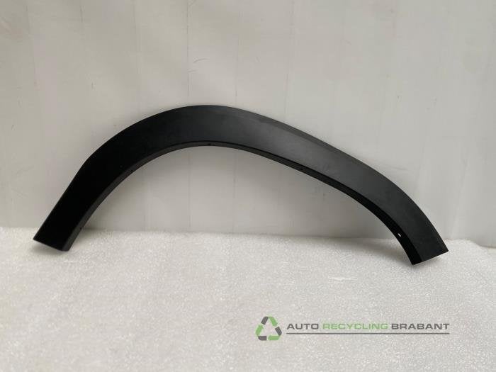 Extension garde-boue d'un Dacia Duster, Dacia, -, 3 mois de garantie, Utilisé