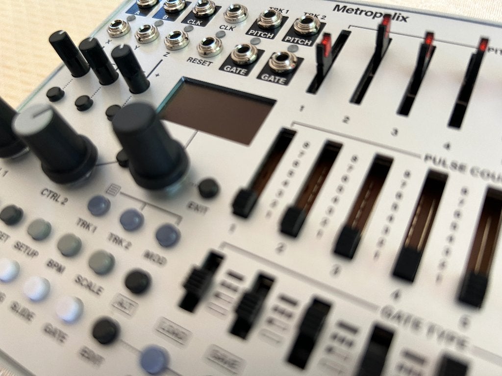 Intellijel Metropolix Solo, MIDI & CV, perfecte staat, Muziek en Instrumenten, Midi-apparatuur, Ophalen of Verzenden, Zo goed als nieuw