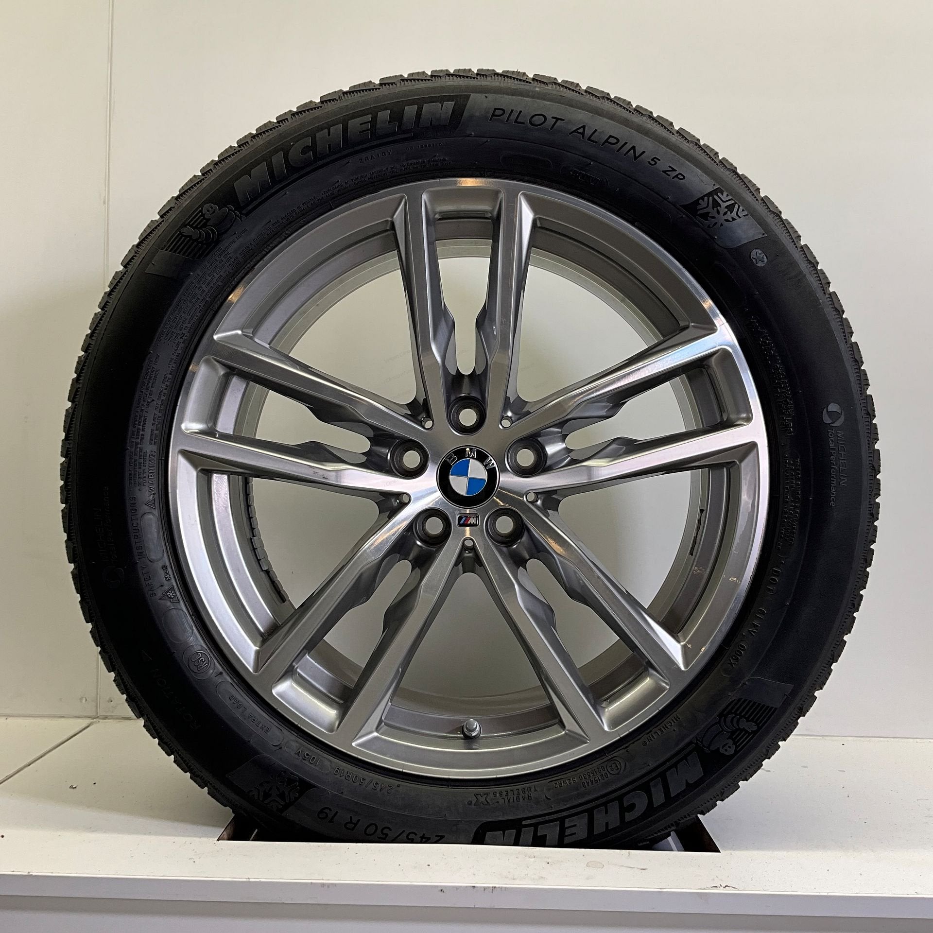 BMW X3 G01 EN X4 G02 SET VELGEN + WINTERBANDEN 19 INCH ORIG., Auto-onderdelen, 19 inch, Gebruikt, 255 mm, -