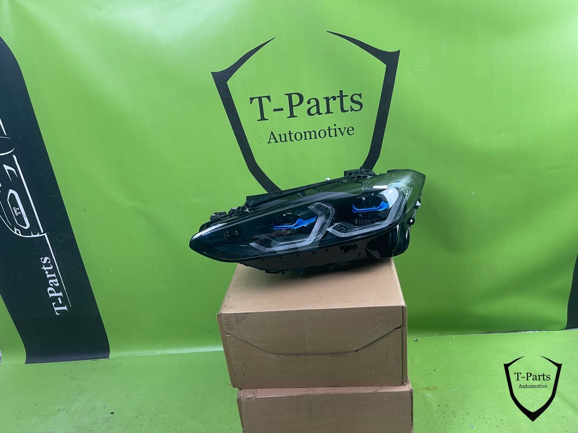 bmw 4 serie koplamp G22 G23 links 5A19367-03 lamp laser, Info@fabrikant.eu, BMW, Fabrikantstraat 1
1000 AA  Amsterdam, Fabrikant BV