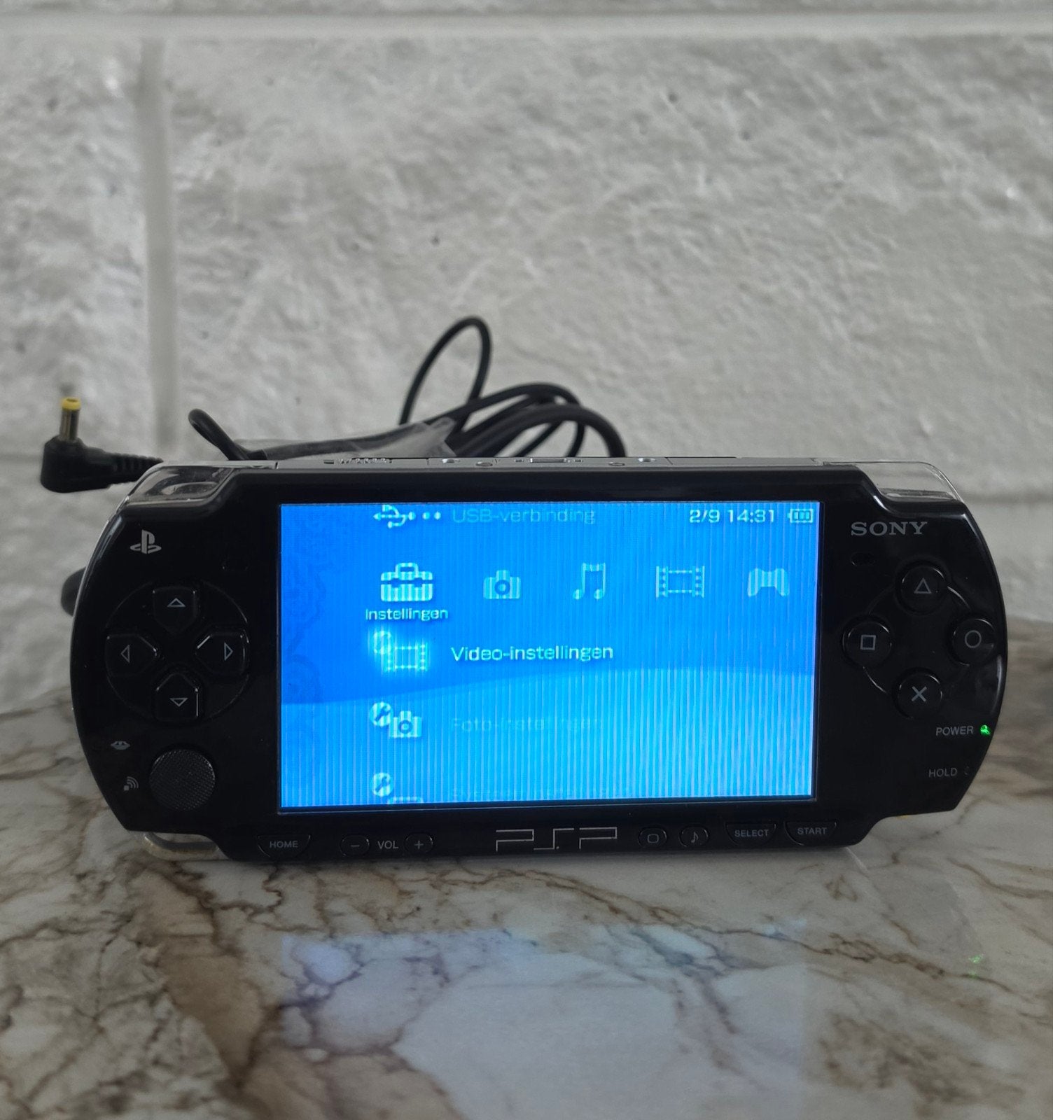 PSP 2004, Consoles de jeu & Jeux vidéo, Consoles de jeu | Sony PSP, Enlèvement, PSP