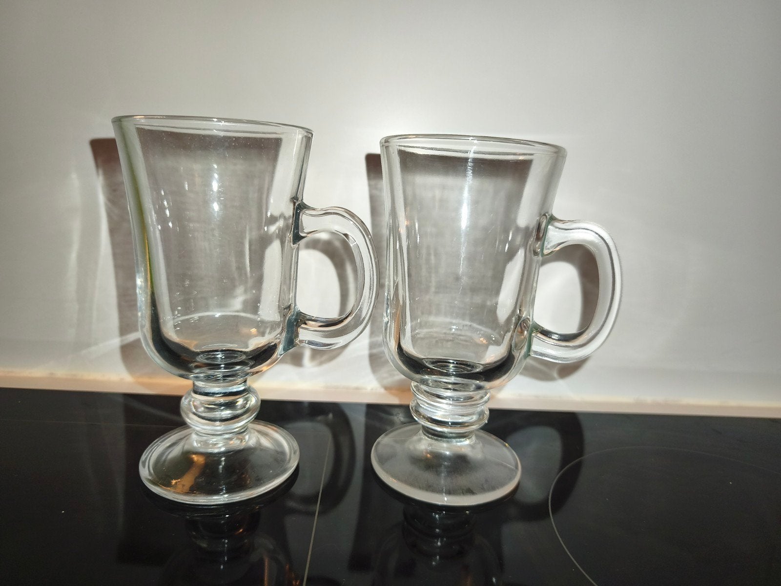 Set van 2 Nieuwe Irish Coffee Glazen / Glühweinglazen

​Besc, Verzamelen, Glas en Drinkglazen, Ophalen