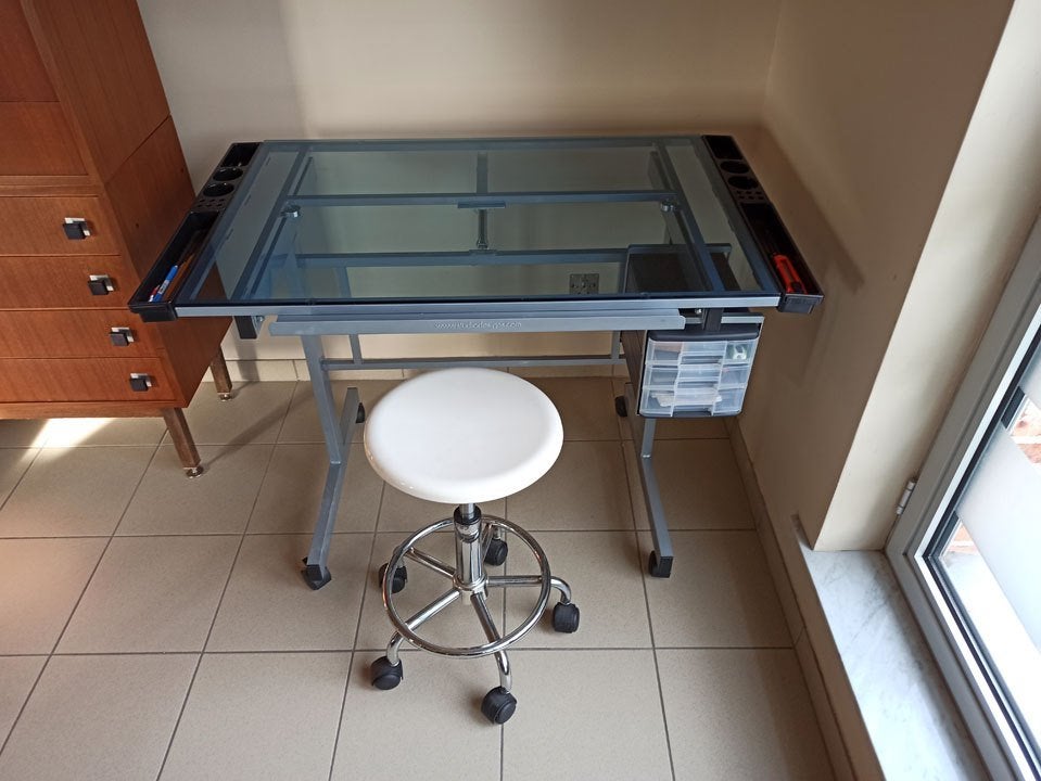 Tekentafel met krukje, Hobby en Vrije tijd, Ophalen, Gebruikt