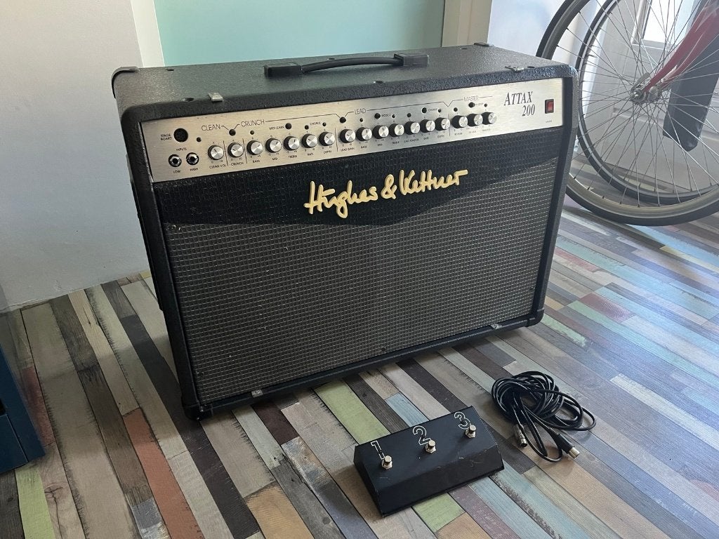 Hughes & Kettner Attax 200, Muziek en Instrumenten, Versterkers | Bas en Gitaar, Ophalen, Gebruikt, Gitaar, 100 watt of meer