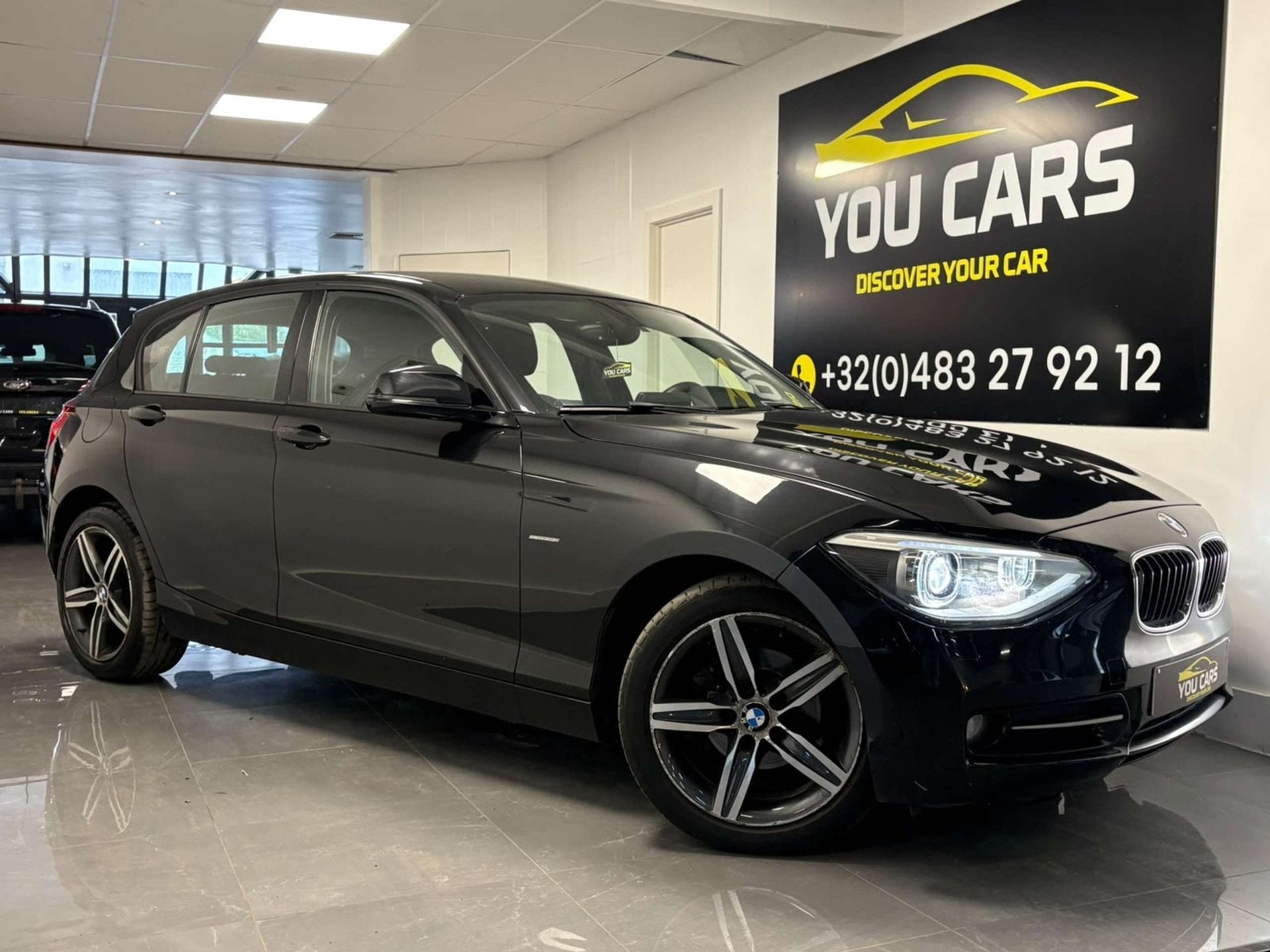 BMW 116 Red Devils Sport Edition 1 jaar Garantie, 100 kW, Dealer onderhouden, Gebruikt, 4 cilinders