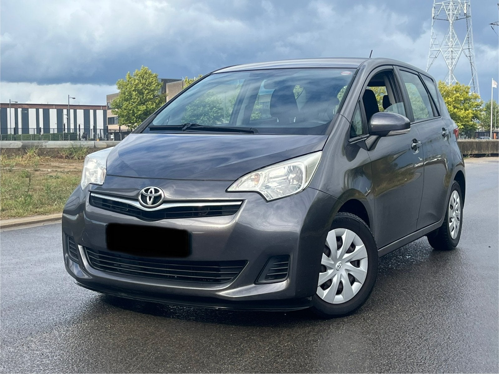Toyota Verso S 1.3i VVT-i Benzine //136.000KM EURO5//, Auto's, Toyota, Verso-S, 1329 cc, Bedrijf, 5 zetels