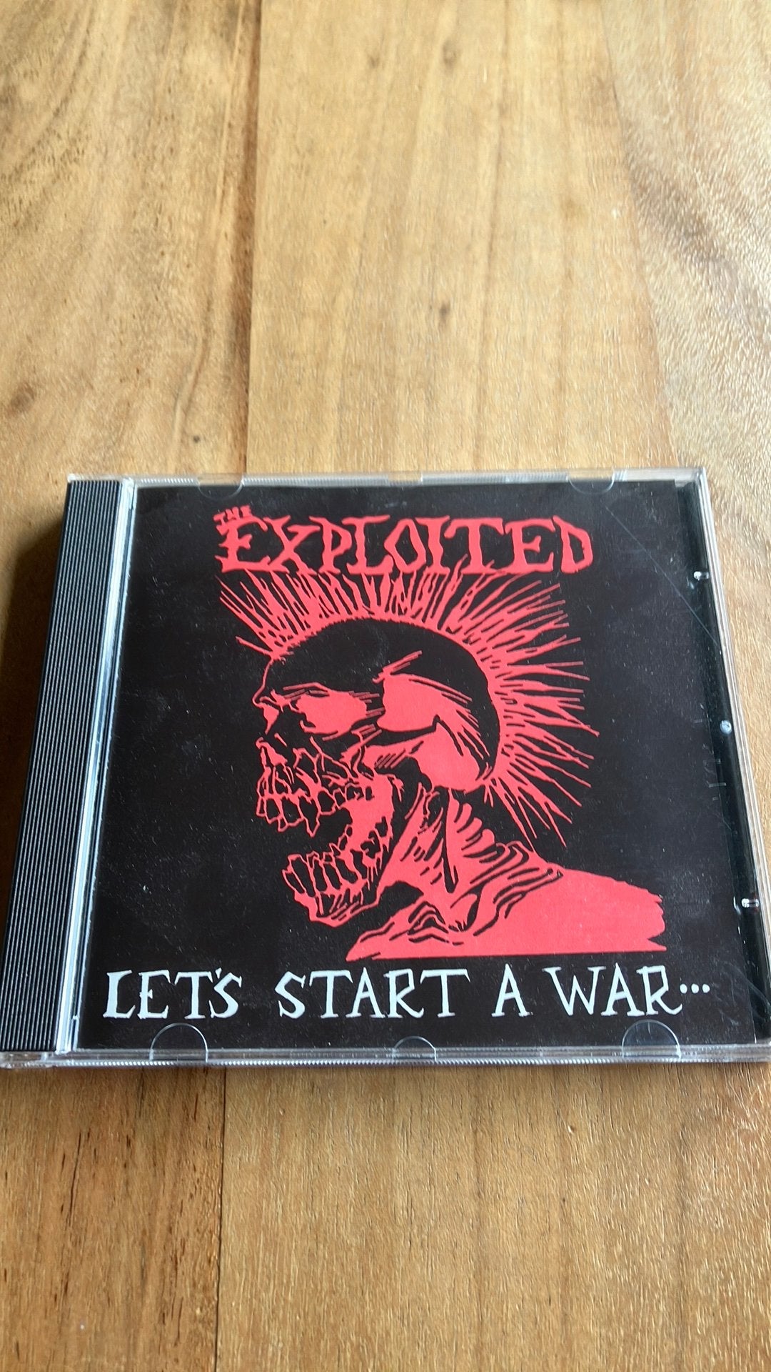 CD the exploited: let’s start a war said maggie one day punk, Cd's en Dvd's, Ophalen of Verzenden, Gebruikt, Hardrock, Album