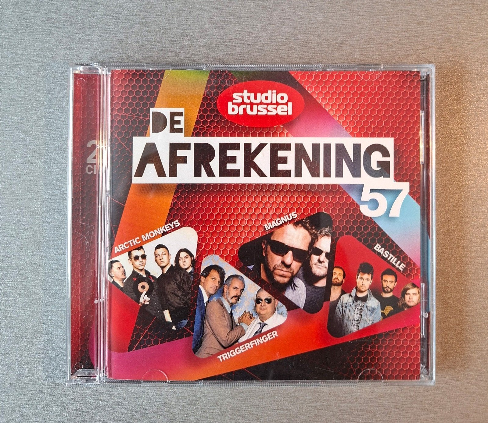 2 CD. Le règlement 57., CD & DVD, CD | Compilations, Utilisé, Enlèvement ou Envoi