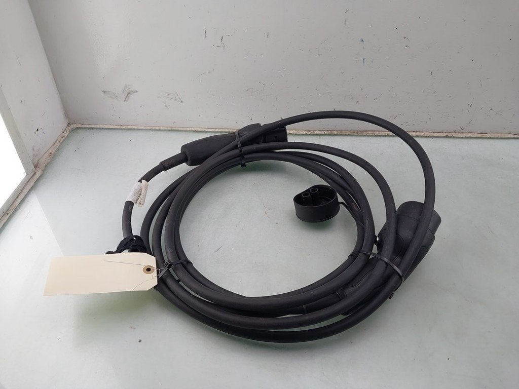 LAADKABEL Volvo EX40 (XZ) (01-2024/-) (|32324600|), Gebruikt, Info@volvocars.com, Volvo, Volvo Car Germany GmbH
