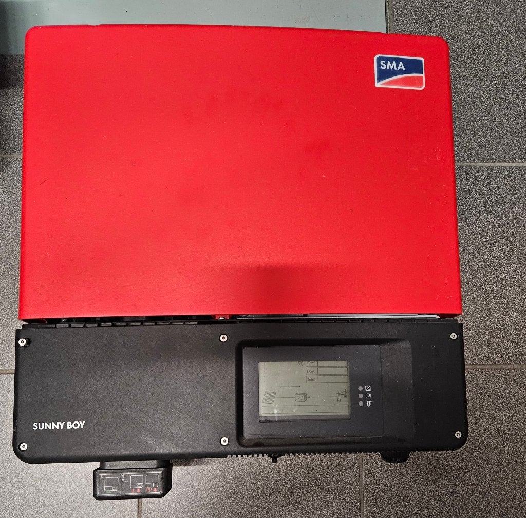 Thuisbatterij SMA omvormers, Doe-het-zelf en Bouw, Ophalen, Zo goed als nieuw