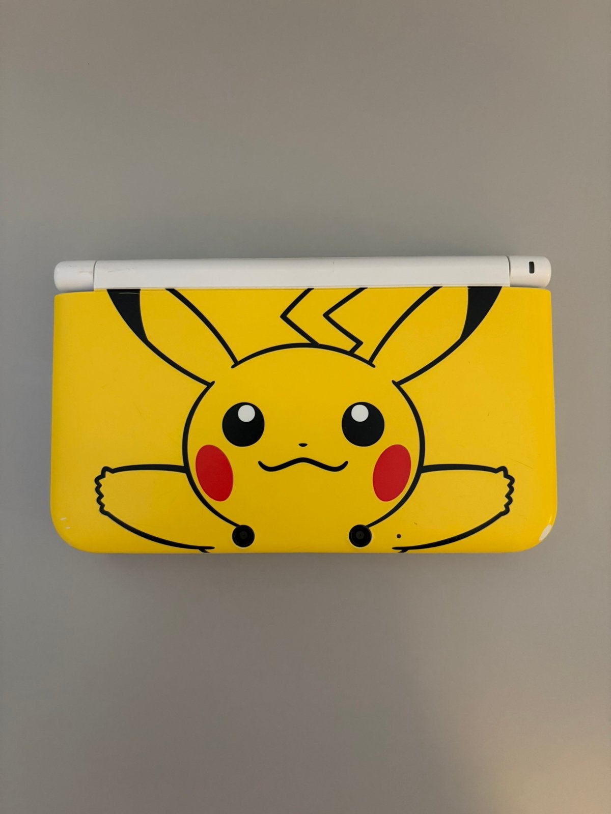 Nintendo 3ds xl pikachu edition, Consoles de jeu & Jeux vidéo, Consoles de jeu | Nintendo 2DS & 3DS, Comme neuf, 3DS, Avec jeux