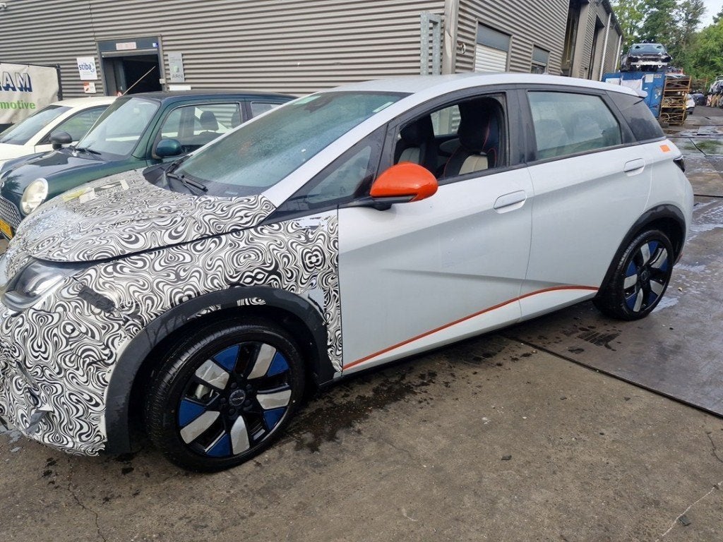 AILE AVANT GAUCHE BYD Dolphin (01-2021/-) (|1381882500|), Utilisé, Avant, Autres marques automobiles, Garde-boue