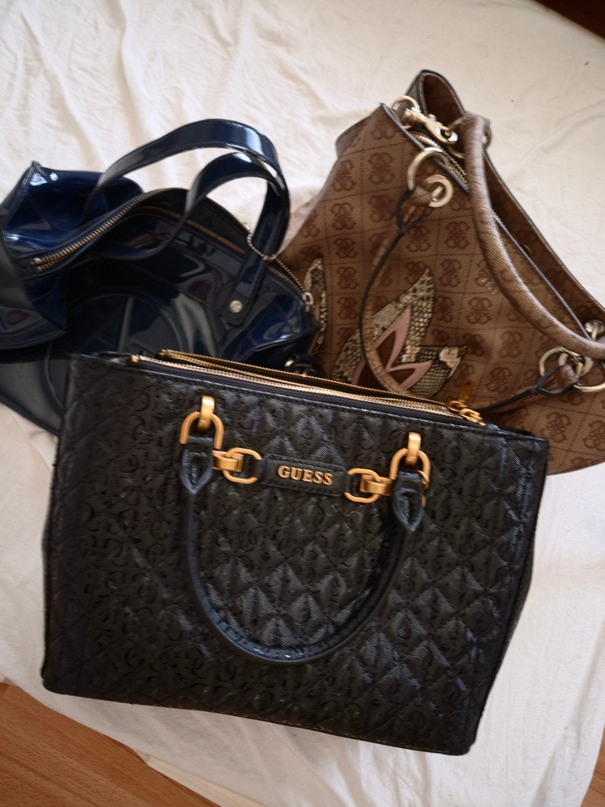 handtassen te koop! Guess & Armani., Ophalen, Handtas