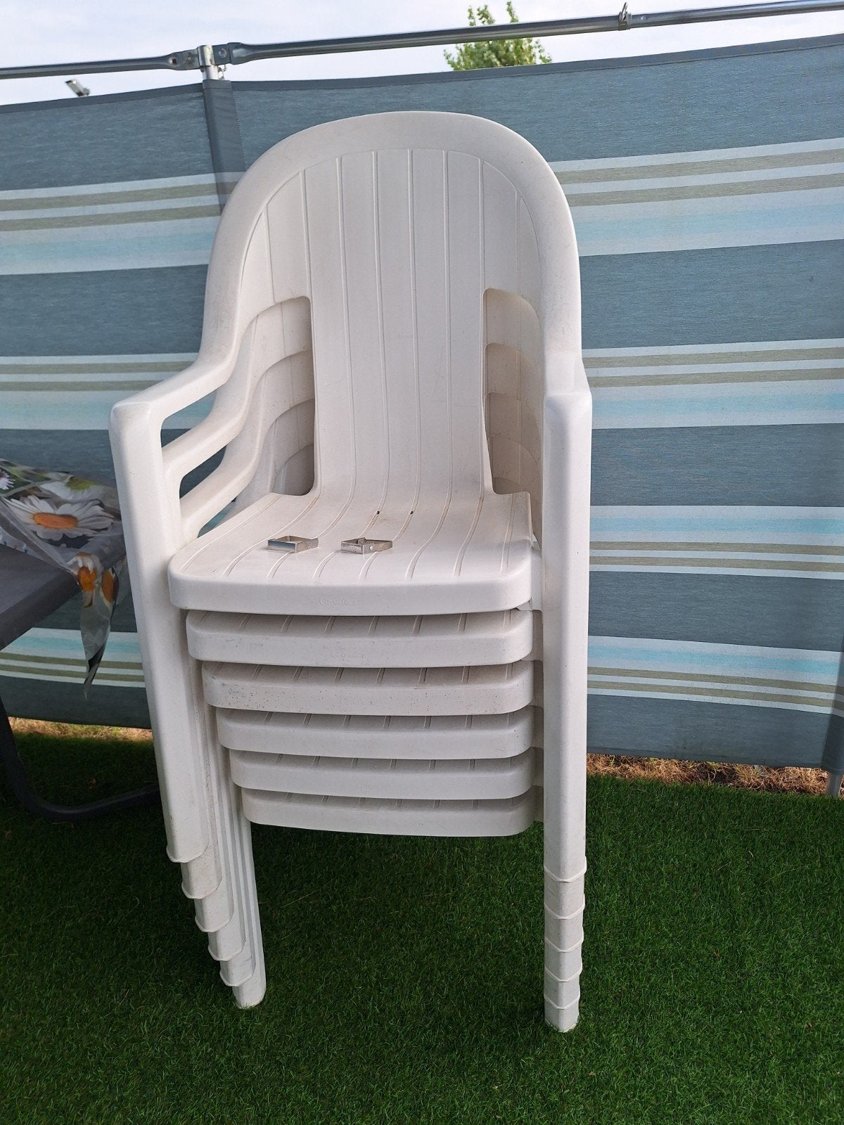tafel .6 stoelen ., Ophalen