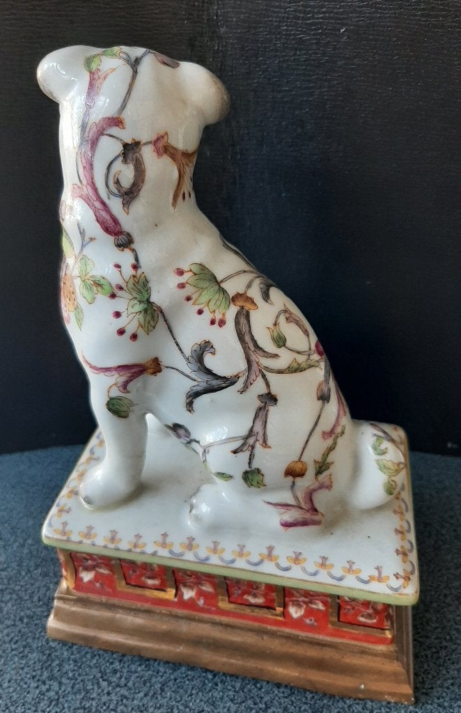 Ancien - chien chinois- en porcelaine signé 1895 Wong Lee, Antiquités & Art, Enlèvement ou Envoi