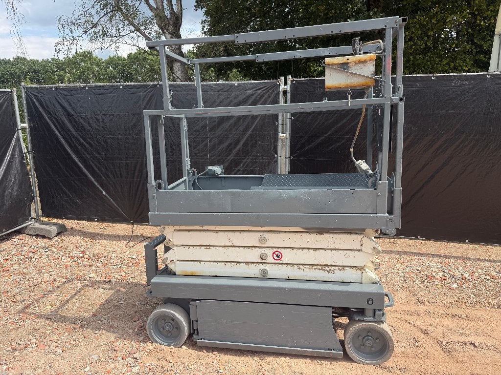 Skyjack SJ3219 Schaarlift 8m, Doe-het-zelf en Bouw, Ophalen