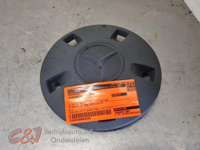 Enjoliveur moyeu d'un Mercedes Vito, 3 mois de garantie, Utilisé, -, -
