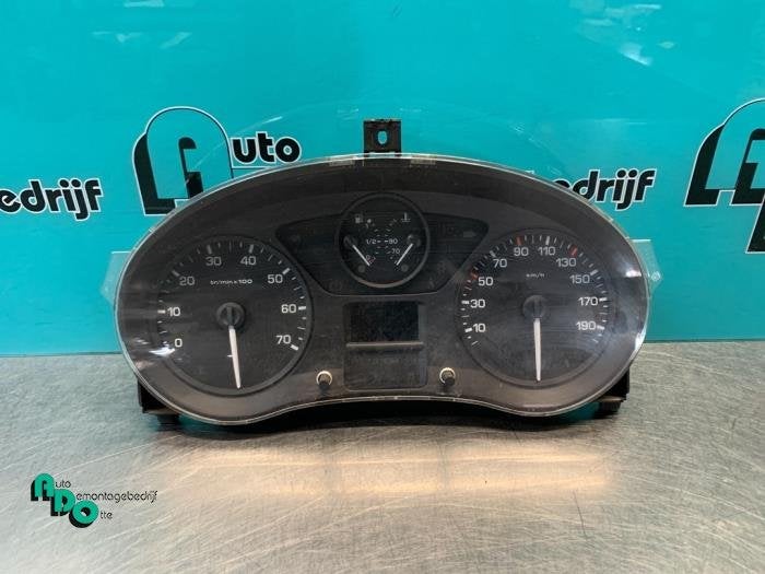 Instrument de bord d'un Peugeot Partner (Partner 08-), -, 3 mois de garantie, Utilisé, -